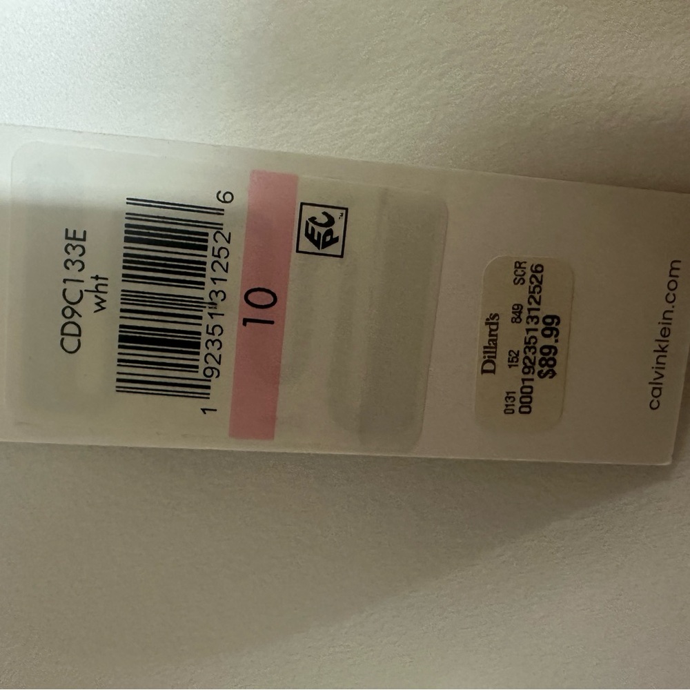 Calvin Klein New White Bell Sleeve Dress size 10. Great wedding dress - Picture 4 of 6